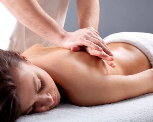 articulații ale unui terapeut de masaj)